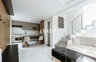 Sobrado de 3 quartos a venda no pinheirinho (com area gourmet jacuzzi e piscina)