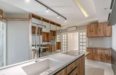 Apartamento um por andar , duas suites, uma demi suite e duas vagas de garagem !!!!!