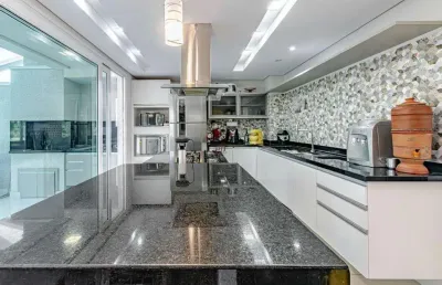 Localizacao privilegiada, proximo ao parque barigui e a universidade tuiuti.