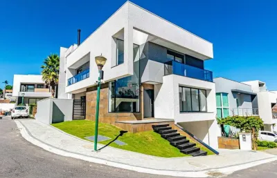 Casa em condomínio fechado com 3 quartos à venda na Rua Marechal Anor Teixeira dos Santos, 850, Santa Cândida, Curitiba