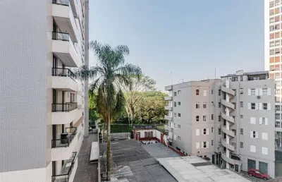 Sala comercial com 1 sala à venda na Rua Treze de Maio, 92, Centro, Curitiba