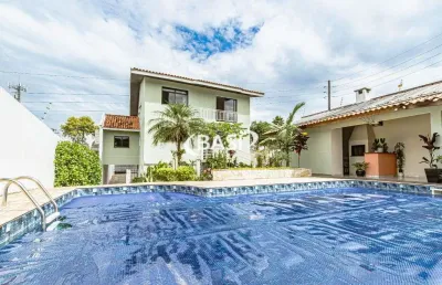 Casa a venda no bom retiro(piscina aquecida / 3 suites / otimo terreno)