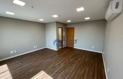 Sala comercial para alugar na Rua John Harrison, 299, Lapa, São Paulo