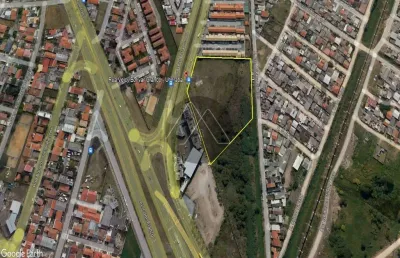 Terreno à venda na Rua Velcy Bolívar Grandó, 543, Uberaba, Curitiba
