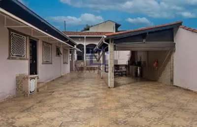 Casa com edicula no res. são francisco em são josé dos campos