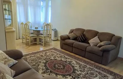 Aconchegante apartamento de 2 dorms à venda no boqueirão em santos – sp