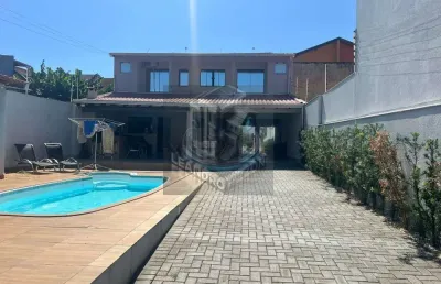 Casa com 3 quartos à venda na avenida joão baptista schiavo, jardim planalto, londrina, 136 m2 por r$ 650.000