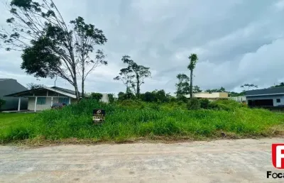 Terreno à venda na rua amanbai (1980), 765, praia das palmeiras, itapoá por r$ 180.000