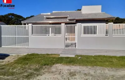 Casa com 3 quartos à venda na rua 2610, 745, pontal, itapoá por r$ 690.000