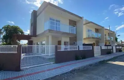 Casa com 3 quartos à venda na rua tubarão (610), 440, itapema do norte, itapoá por r$ 545.000