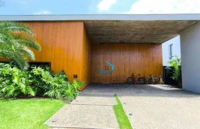 Casa térrea condomínio sun lake diferenciada com 3 suítes salas integradas piscina aquecida completa de planejados energia fotovoltaica 4 vagas