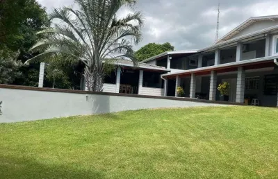 Chácara à venda com fundo para o lago no condomínio mosteiro de itaíci – indaiatuba – sp.