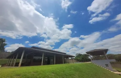 Linda chacara á venda de 3.000m² de terreno  excelente oportunidade
