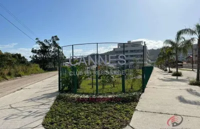 Cannes club residence - apartamento 03 dormitórios, sendo 01 suíte, mobiliado à venda na praia dos ingleses - florianópolis - sc