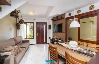 Casa em condomínio de 84m² - 2 dormitórios, 1 suíte e 1 vaga no bairro ipanema