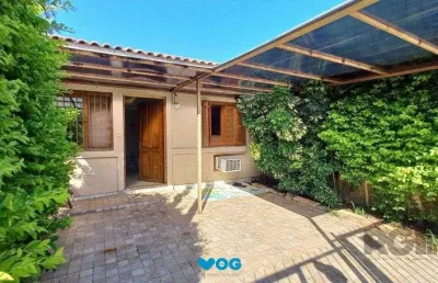Casa com 2 quartos à venda na Rua Darcy de Bastos Germann, 0111, Hípica, Porto Alegre