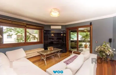 Vende-se luxuoso apartamento 3 quartos com suíte, com dependência completa, 2 va