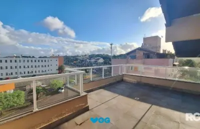 Cobertura com 3 dormitórios e vaga no bairro cavalhada,  poa/rs