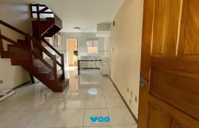 Casa em condomínio fechado com 2 quartos à venda na Rua Afonso Arinos, 145, Camaquã, Porto Alegre