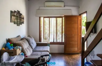 Casa com 3 quartos à venda na Avenida Nossa Senhora de Guadalupe, 121, Hípica, Porto Alegre
