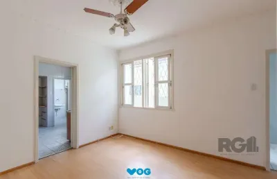 Apartamento de dois quartos e dois banheiros no bairro rio branco em porto alegr
