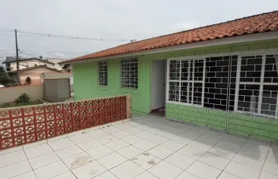 Casa com 4 quartos à venda no Santo Inácio, Curitiba 