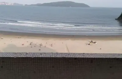 Apartamento 3 dormitórios, frente mar, em são vicente
