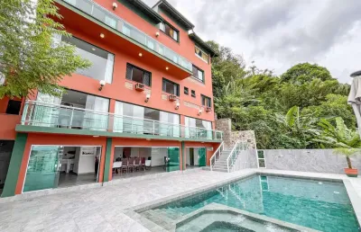 Casa de condomínio em marapé, casa de condomínio em santos, casa de condomínio com 6 dorms, casa de condomínio à venda em marapé, casa de condomínio à venda com 6 dorms