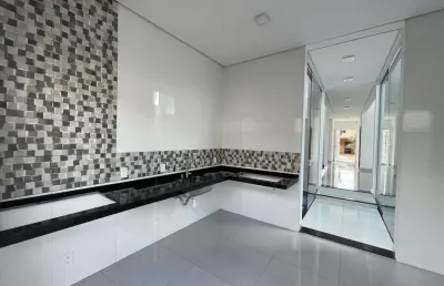 Sobrado único com 3 suítes e com 195 m² de áre útil no san marco ii em bonfim paulista.