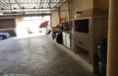 Sobrado espaçoso e versátil para locação no bairro limão, são paulo-sp! 5 quartos, 2 suítes, 2 salas, 4 banheiros, 8 vagas de garagem e 300m² de área. aluguel a partir de r$ 5000,00.