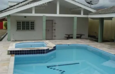 Casa para locação anual na praia do maitinga em bertioga