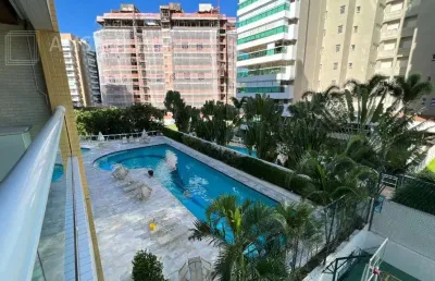 Apartamento pe na areia recuado com 4 dormitórios na riviera.