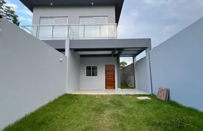 Casa com excelente padrão de acabamento 2 suites na vista linda
