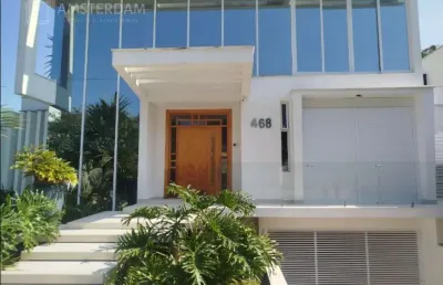 Luxuosa mansão em condomínio de alto padrão na riviera, 7 suítes, 6 vagas, 666,40m².