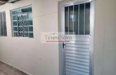 Casa com 1 quarto para alugar na Vila Zat, São Paulo 