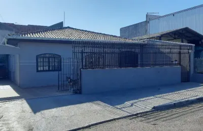Casa com 3 quartos à venda na Rua Gregório Thomaz, 160, Capão Raso, Curitiba