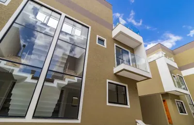 Casa em condomínio fechado com 3 quartos à venda na Rua Luiz Gallieri, 130, Uberaba, Curitiba