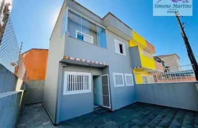 Sobrado lado praia com 02 dormitórios à venda na praia de mongagua