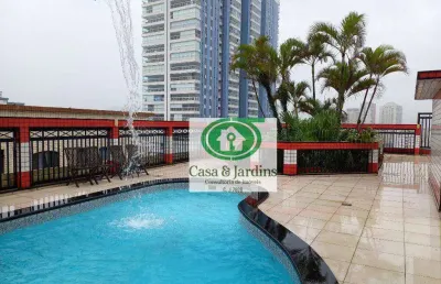 Maravilhosa cobertura tríplex  a tres quadras da praia  no bairro aparecida proximo a ponta da praia  e proximo ao shopping .