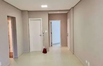 Ótimo apartamento 2 dormitórios - totalmente reformado - gonzaga – santos sp