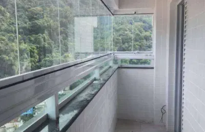 Aluga apartamento mobiliado - 2 dormitorios (novo s/ uso) marapé - santos