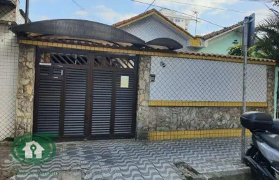 Casa térrea 2 dormitorios. quintal c/ piscina – aparecida, prox. canal 5 - santos/sp.