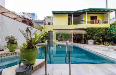 Maravilhosa casa com 3 dormitórios à venda, 240 m²  - aparecida proximo da ponta da praia e shopping .  santos/sp