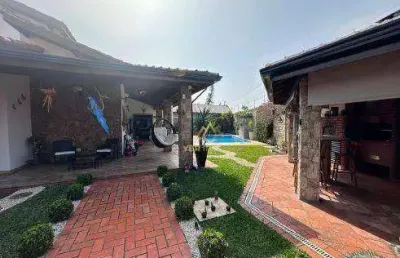Belíssima casa alto padrão no balneário flórida - praia grande!