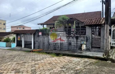 Casa com 4 quartos à venda no Floresta, Joinville 