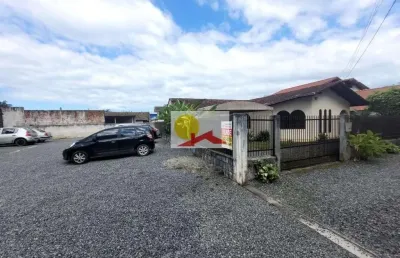 Casa plana no iririú com 3 quartos para venda, 136 m²