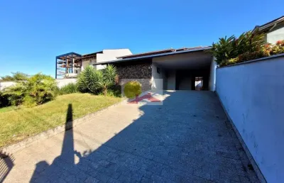 Casa com 5 quartos à venda no Floresta, Joinville 