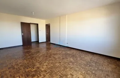 Apartamento com 148m2 privativos, oportunidade para retrofit