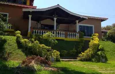 Chácara para venda - 680 m²- 4 dormitório seno 2 suítes - piracaia/sp