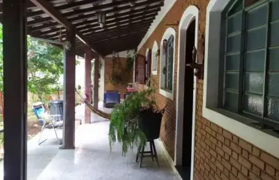 Casa à venda em terreno de 500m² no jd. imperial- atibaia